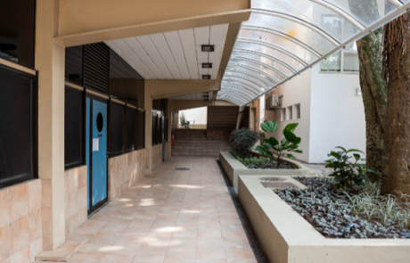 iag-corredor-aula